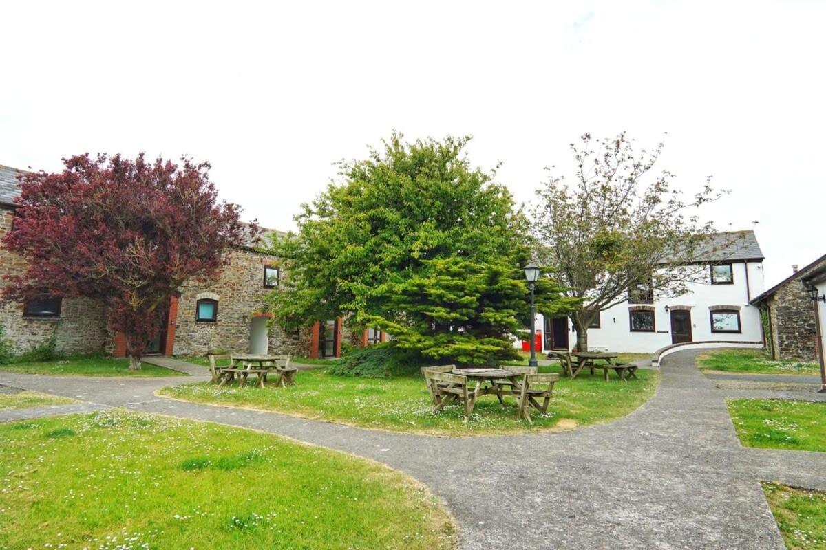 Lovely 2 Bedroom Coastal Cottage Near バッド エクステリア 写真