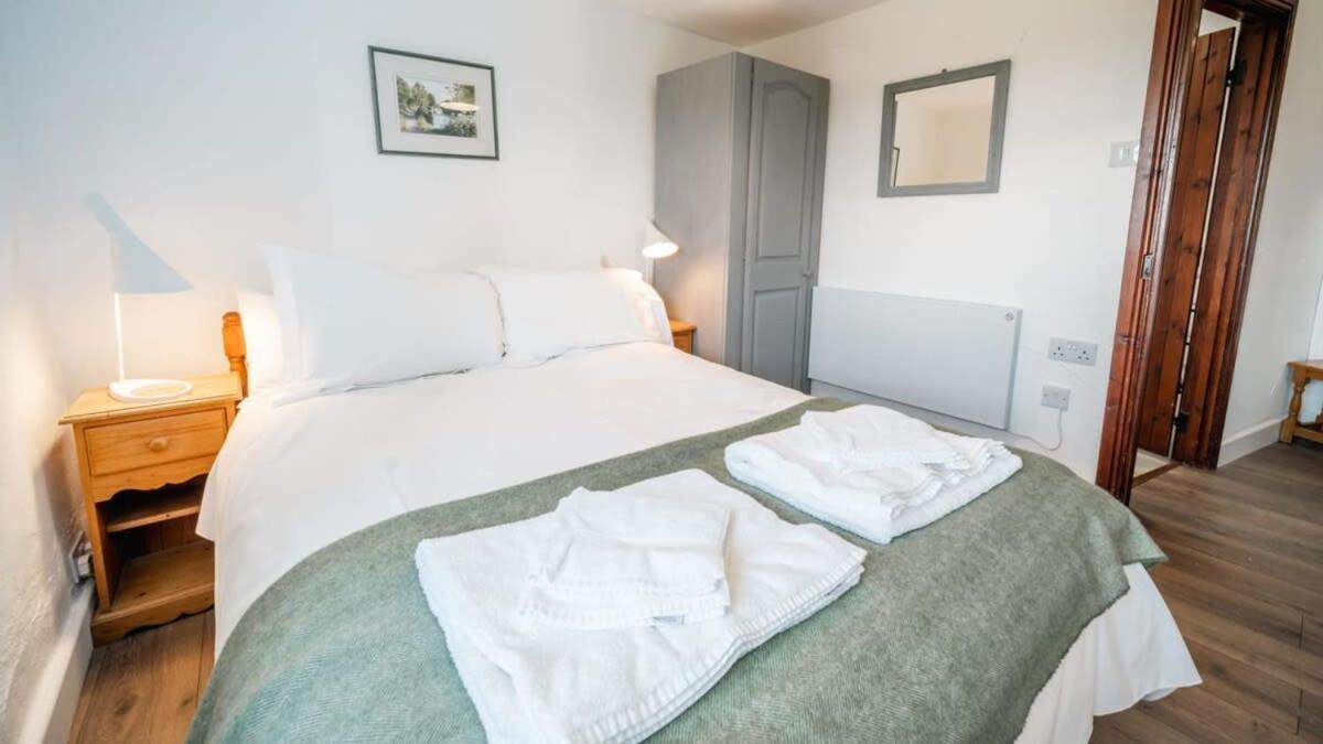 Lovely 2 Bedroom Coastal Cottage Near バッド エクステリア 写真