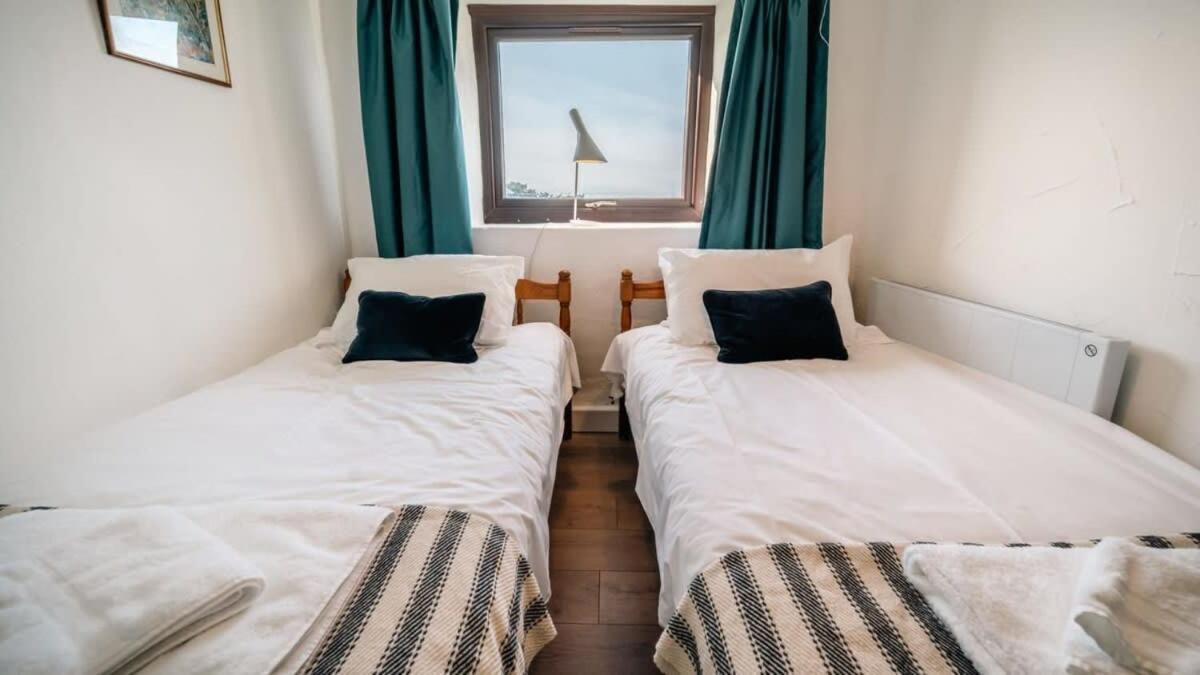 Lovely 2 Bedroom Coastal Cottage Near バッド エクステリア 写真