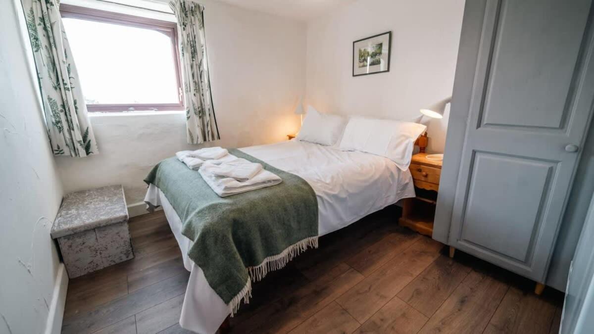 Lovely 2 Bedroom Coastal Cottage Near バッド エクステリア 写真