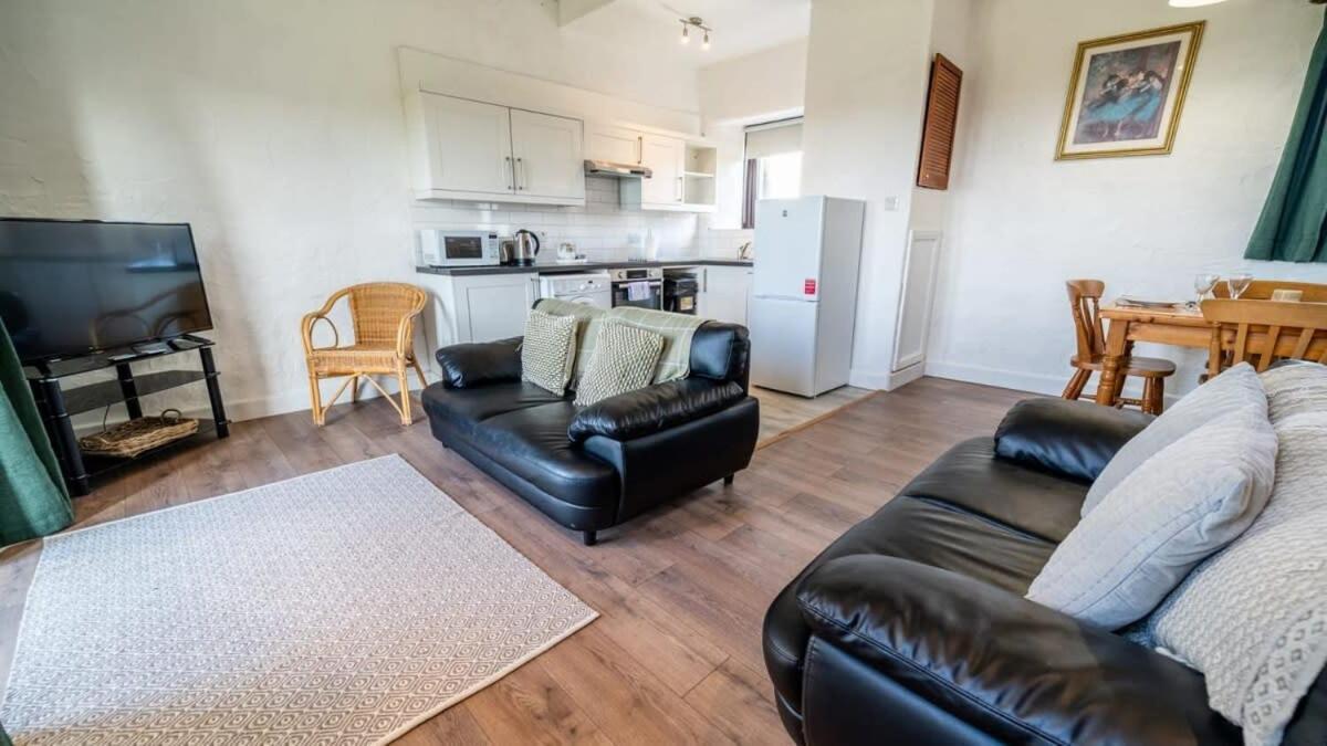 Lovely 2 Bedroom Coastal Cottage Near バッド エクステリア 写真
